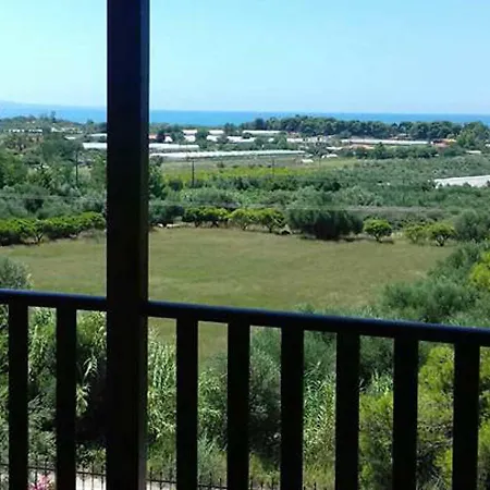 Belle Helen, In Western Peloponnese Near Kyparissia Yiannitsokhorion