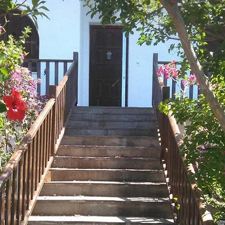 Belle Helen, In Western Peloponnese Near Kyparissia *