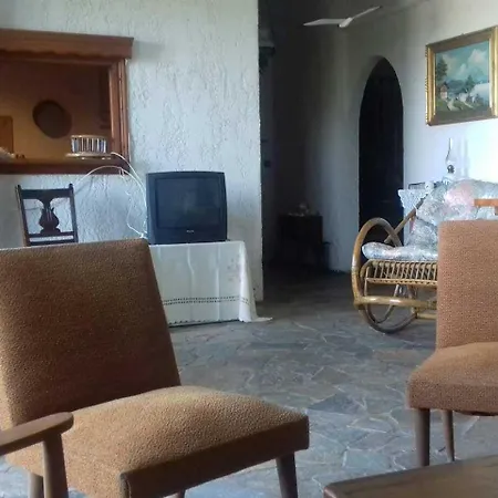Belle Helen, In Western Peloponnese Near Kyparissia Holiday home